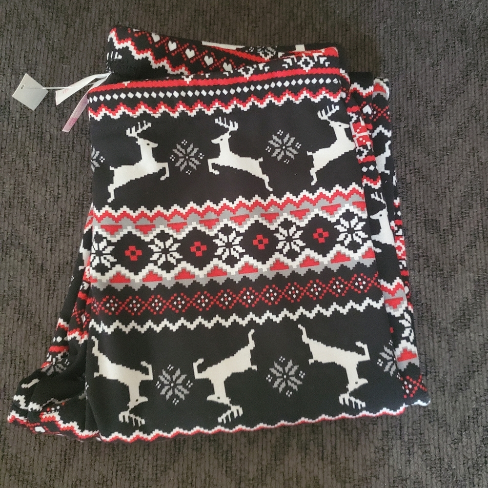 No Boundaries Christmas Leggings